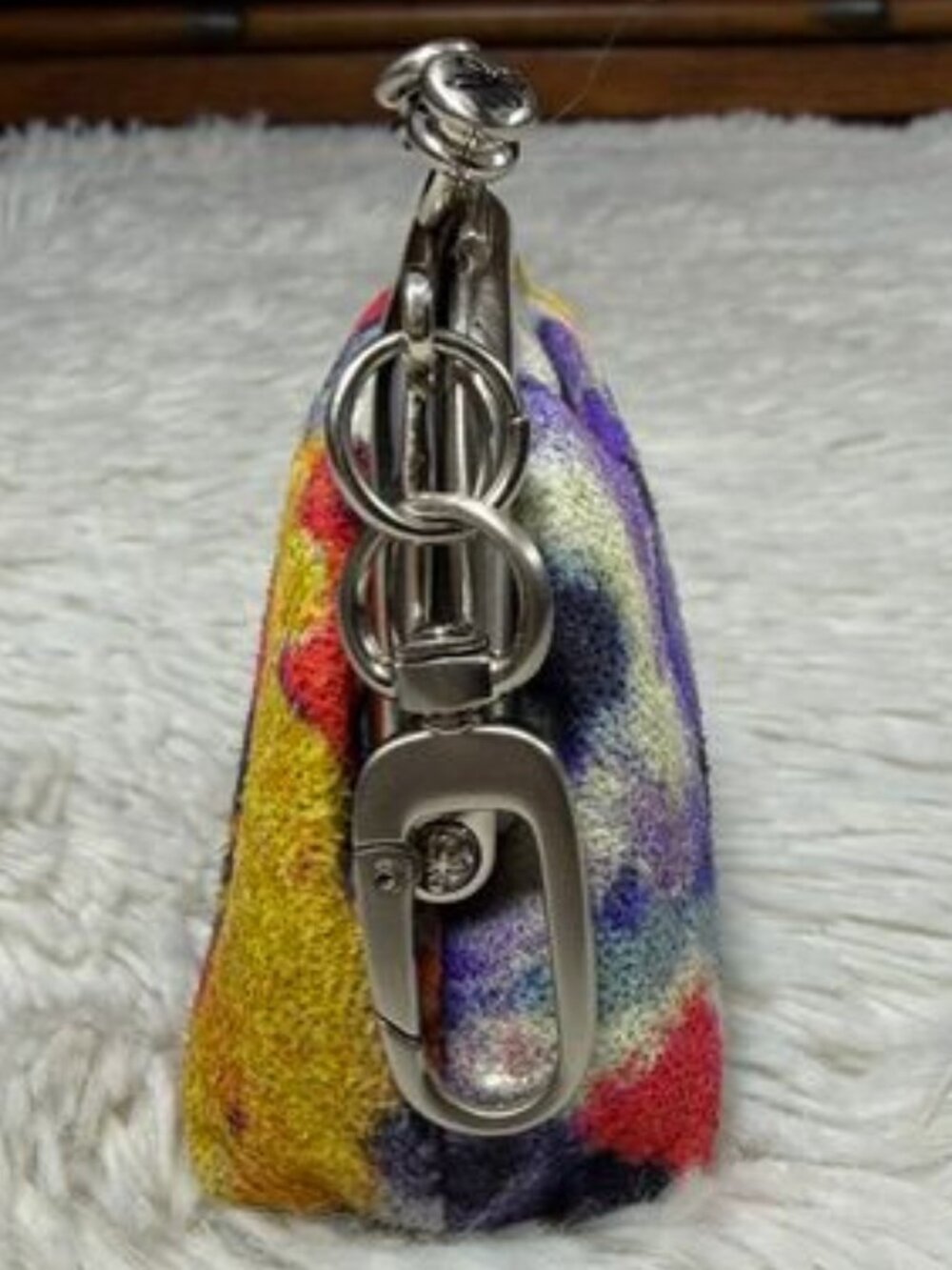 HOBO Genuine Leather Shimmer Finish Floral Kisslock Coin Purse Bag Fob Key Chain - Picture 4 of 9
